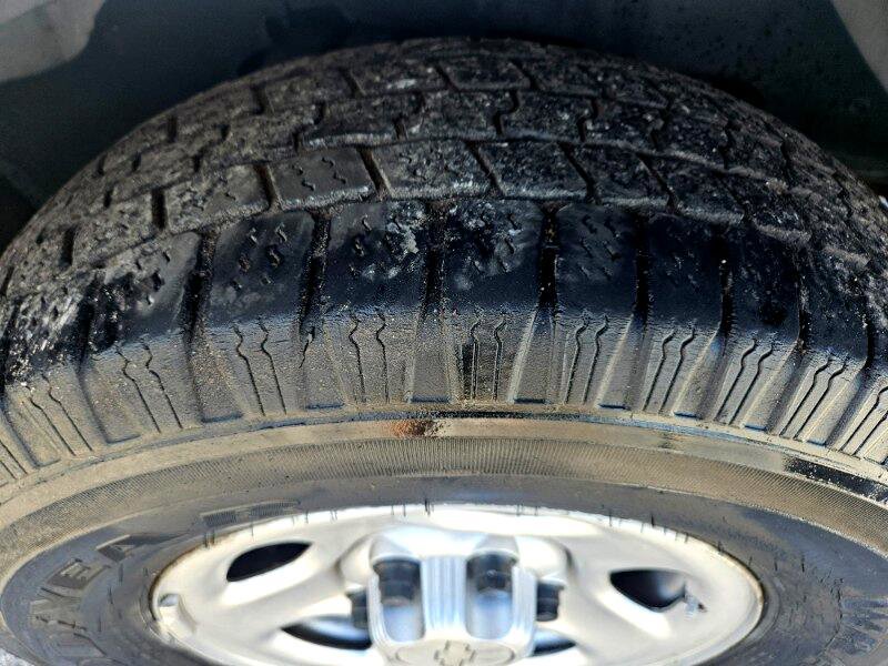 Used 2008 Chevrolet Express 1500 Passenger image 22