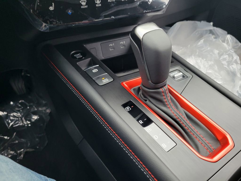 New 2026 Nissan Kicks SR w/ Cold Weather Package image 27