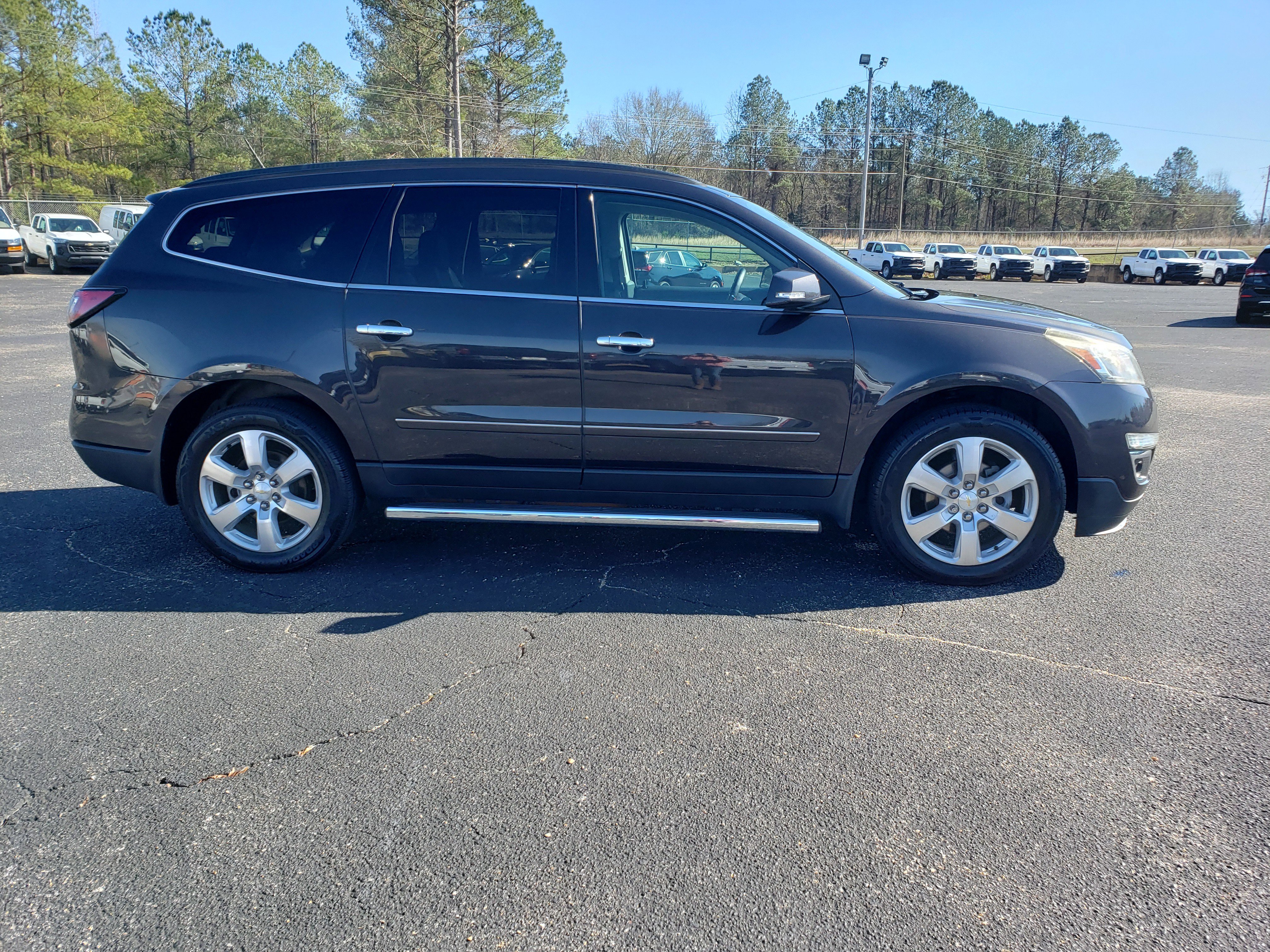 Used 2017 Chevrolet Traverse Premier image 5