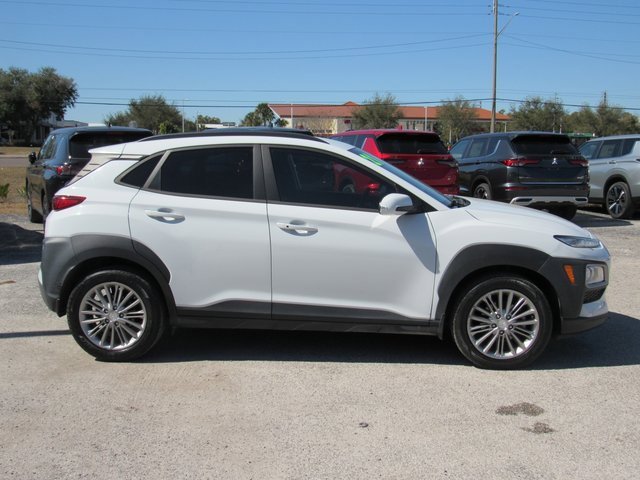 Used 2021 Hyundai Kona SEL image 2
