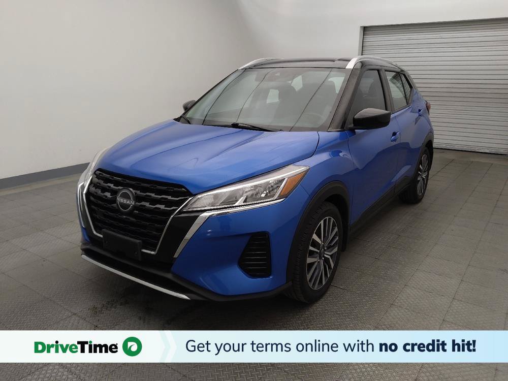 Used 2023 Nissan Kicks SV FWD image 1