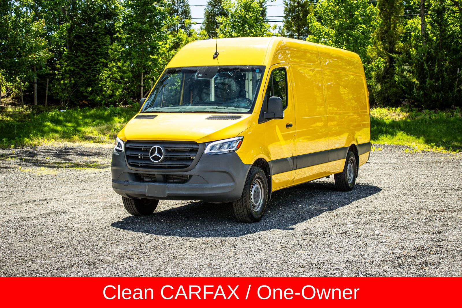 Used 2021 Mercedes-Benz Sprinter 2500 image 1