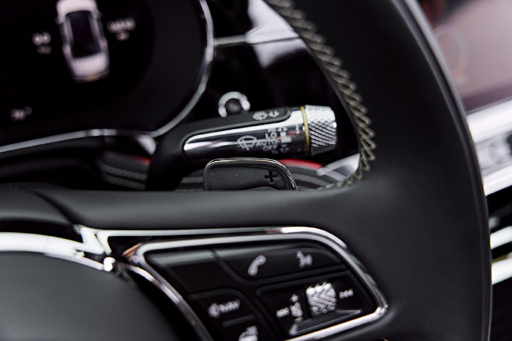 Used 2023 Bentley Flying Spur V8 AWD/4WD image 64