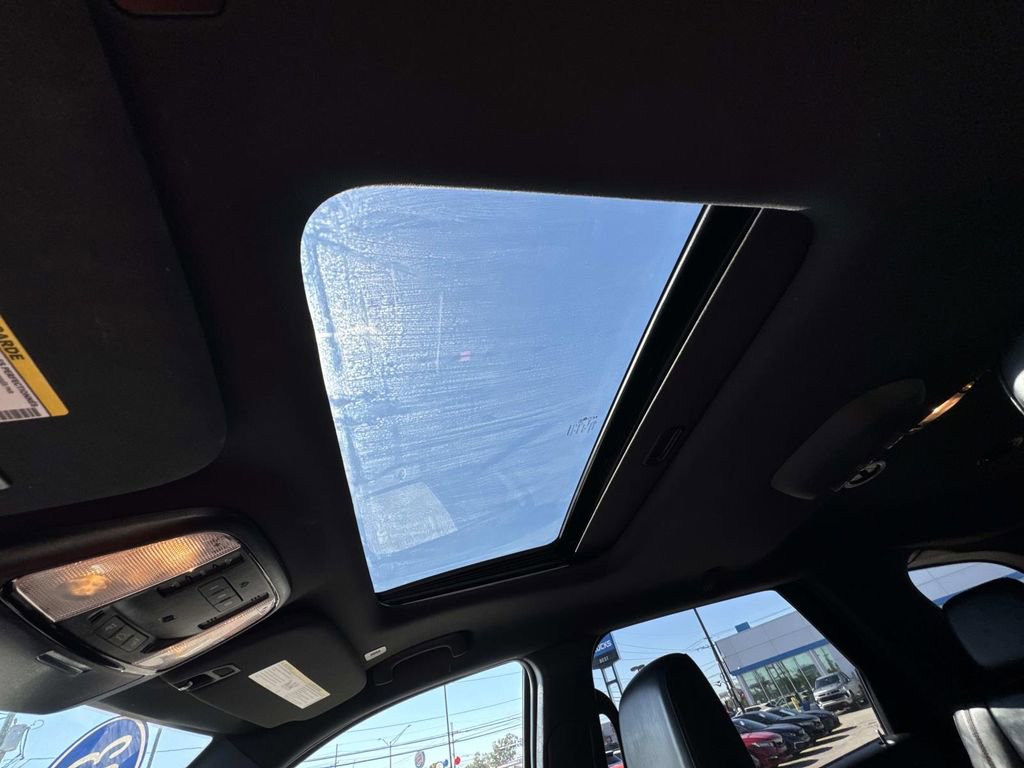 Used 2023 Dodge Durango GT image 28