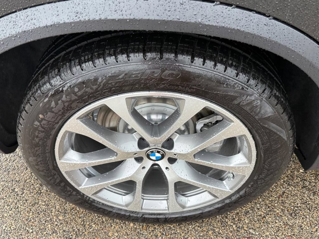 New 2026 BMW X5 xDrive50e AWD/4WD image 4