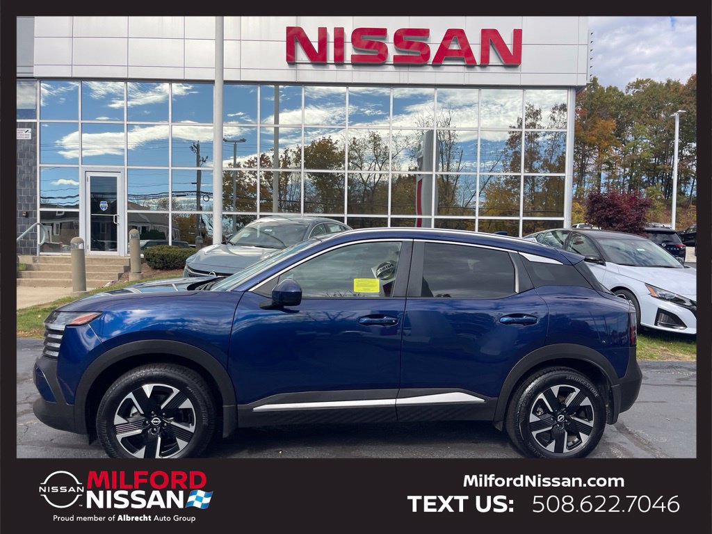 Certified 2025 Nissan Kicks SV w/ SV Premium Package AWD/4WD image 2