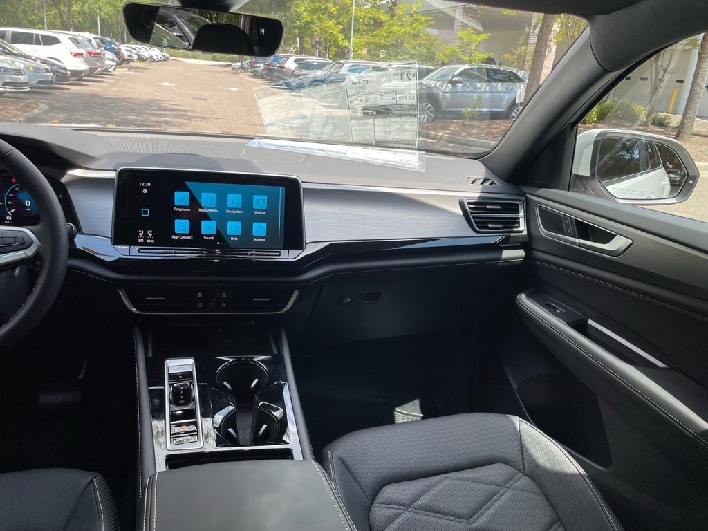 New 2026 Volkswagen Atlas Cross Sport SE image 6