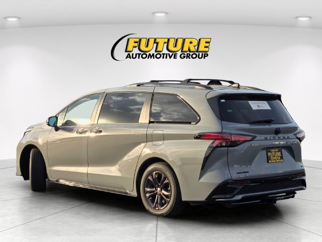Certified 2025 Toyota Sienna XSE w/ XSE Plus Package AWD/4WD image 7