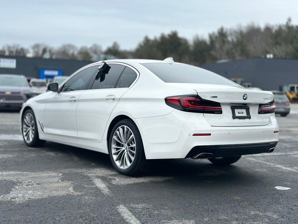 Used 2023 BMW 530i xDrive w/ Premium Package image 4