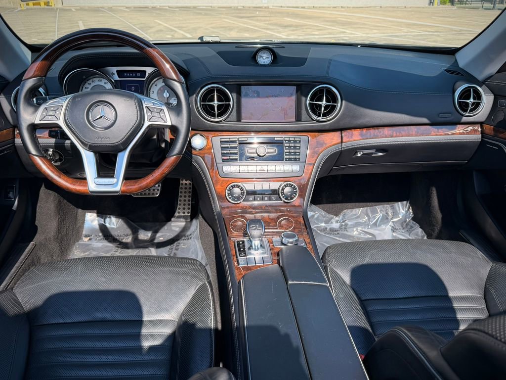 Used 2013 Mercedes-Benz SL 550 image 17
