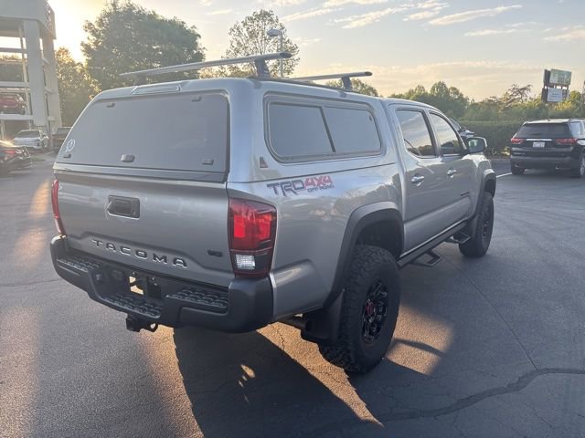 Used 2018 Toyota Tacoma TRD Off-Road image 8
