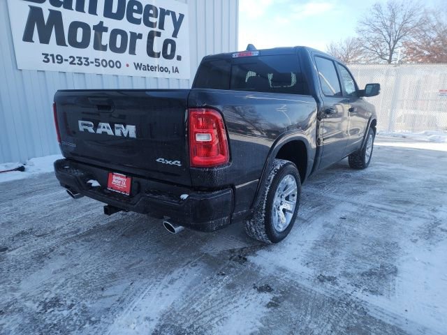 New 2026 RAM 1500 4x4 Crew Cab image 18