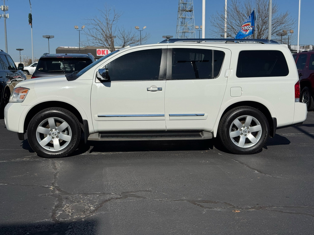 Used 2010 Nissan Armada Titanium w/ DVD Entertainment Pkg image 8