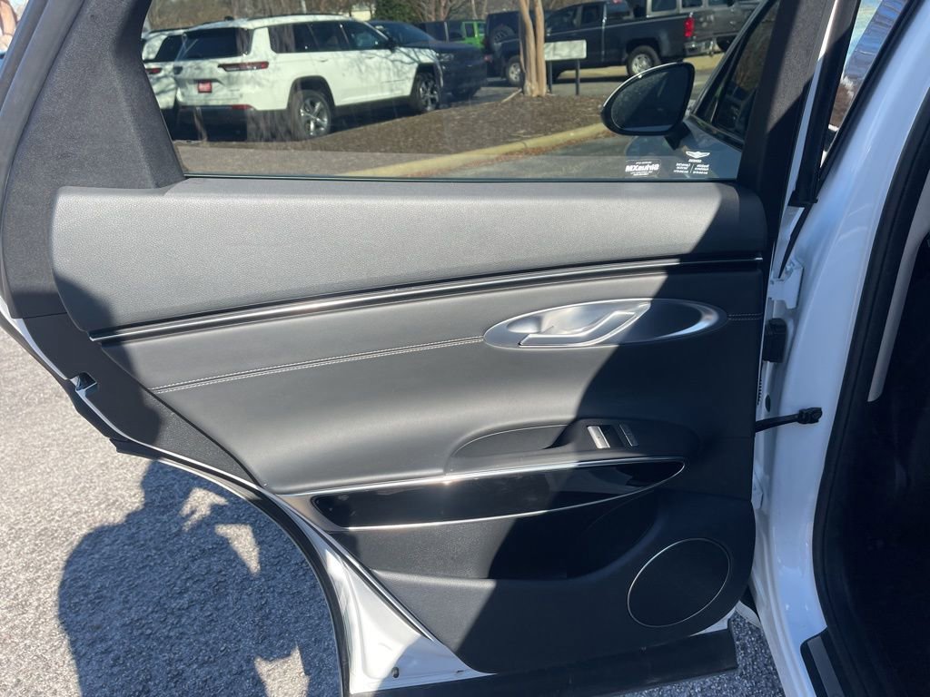 Used 2025 Genesis GV70 2.5T image 10