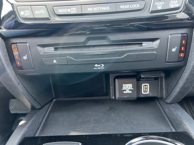 Used 2020 Honda Pilot Touring image 37