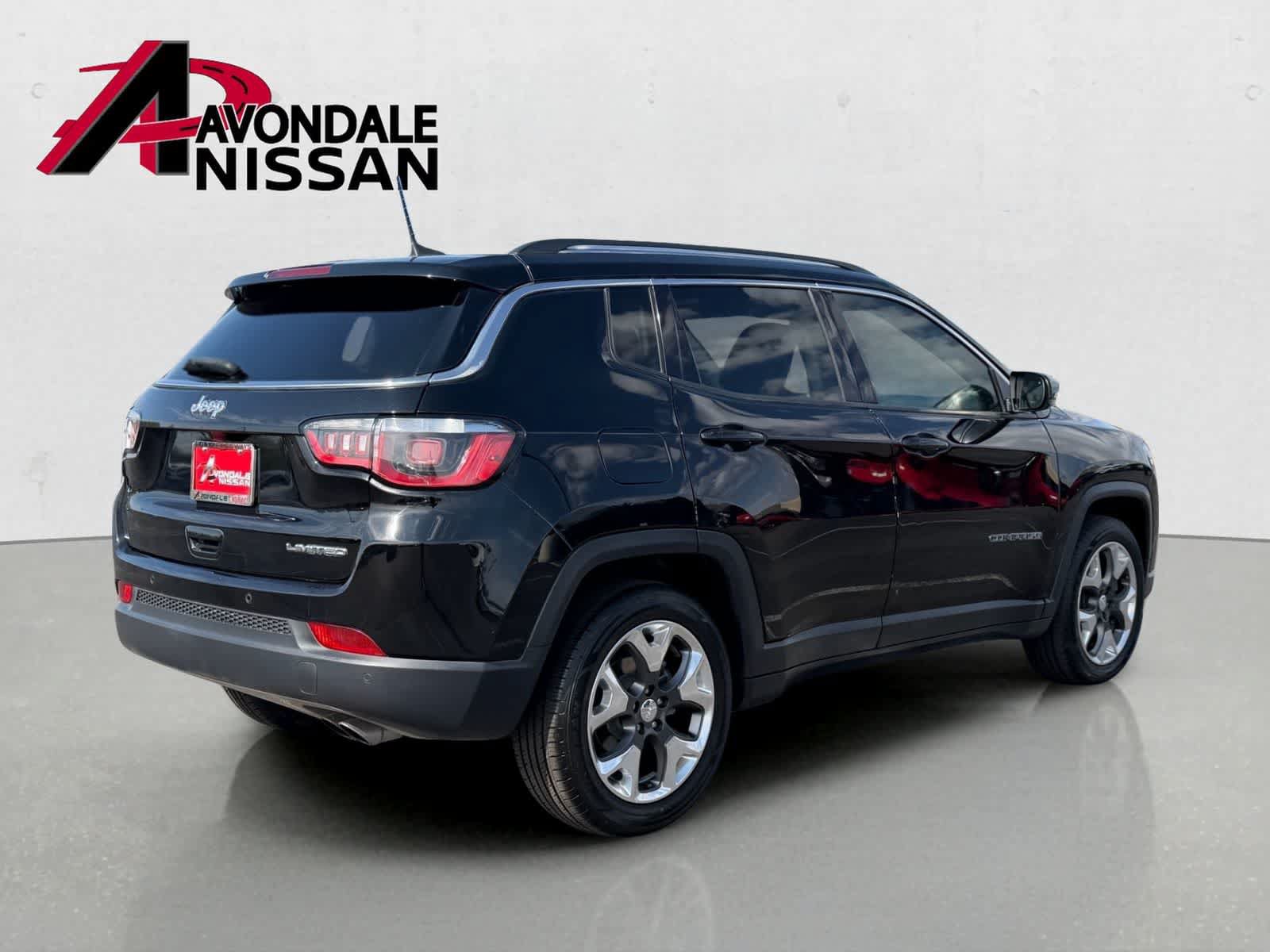 Used 2018 Jeep Compass Limited w/ Navigation Group FWD image 7