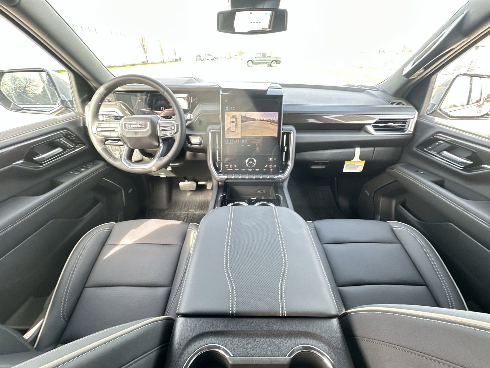 New 2026 GMC Yukon Elevation w/ LPO, Floor Liner Package AWD/4WD image 20
