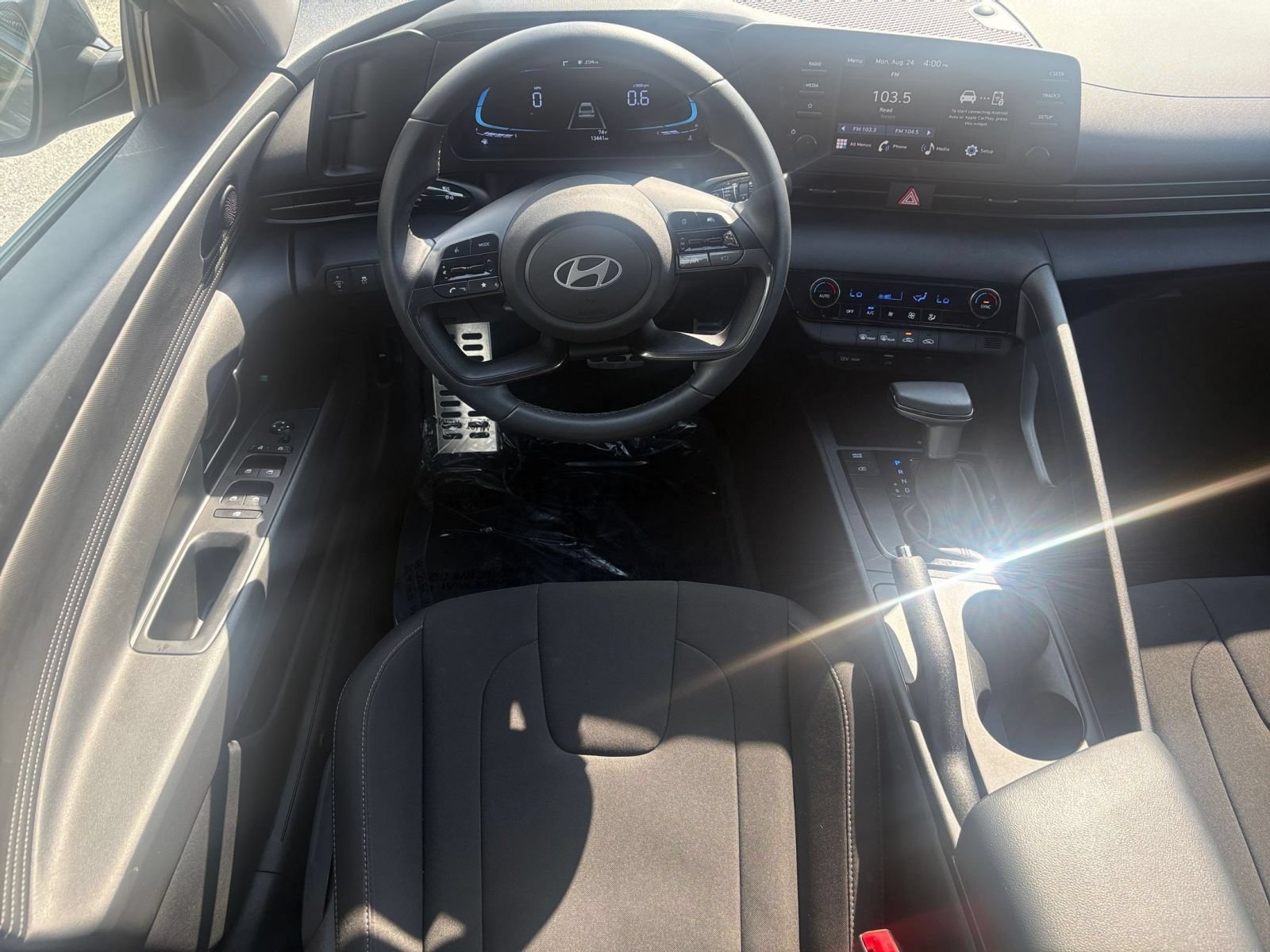 Used 2026 Hyundai Elantra Sport FWD image 28