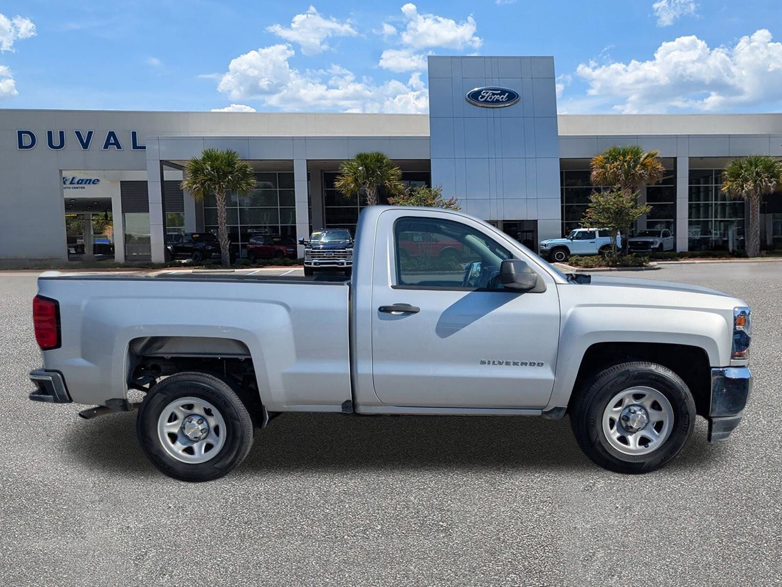 Used 2017 Chevrolet Silverado 1500 W/T w/ Chrome Bumper Package image 3