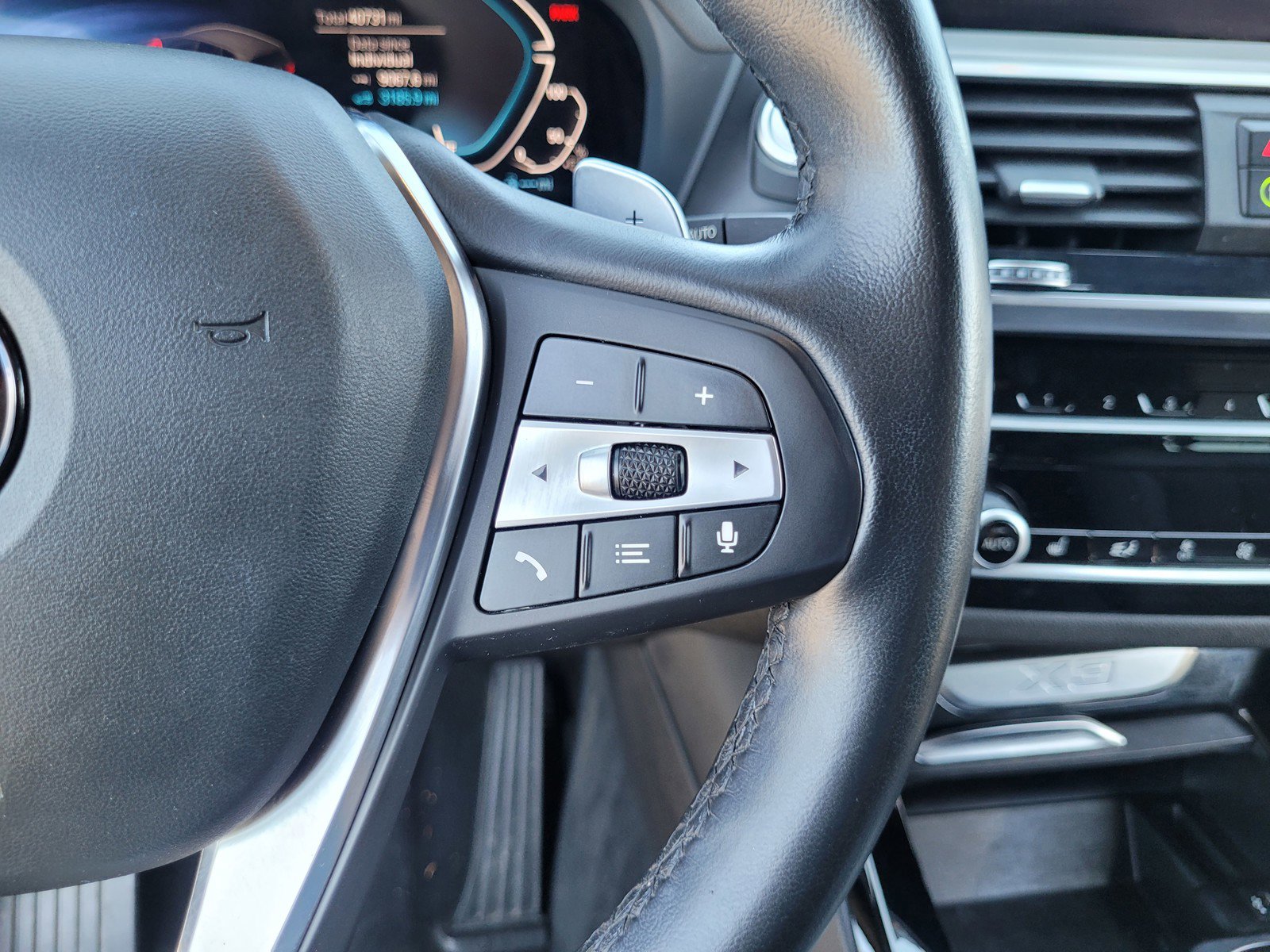 Used 2021 BMW X3 xDrive30e w/ Convenience Package image 22