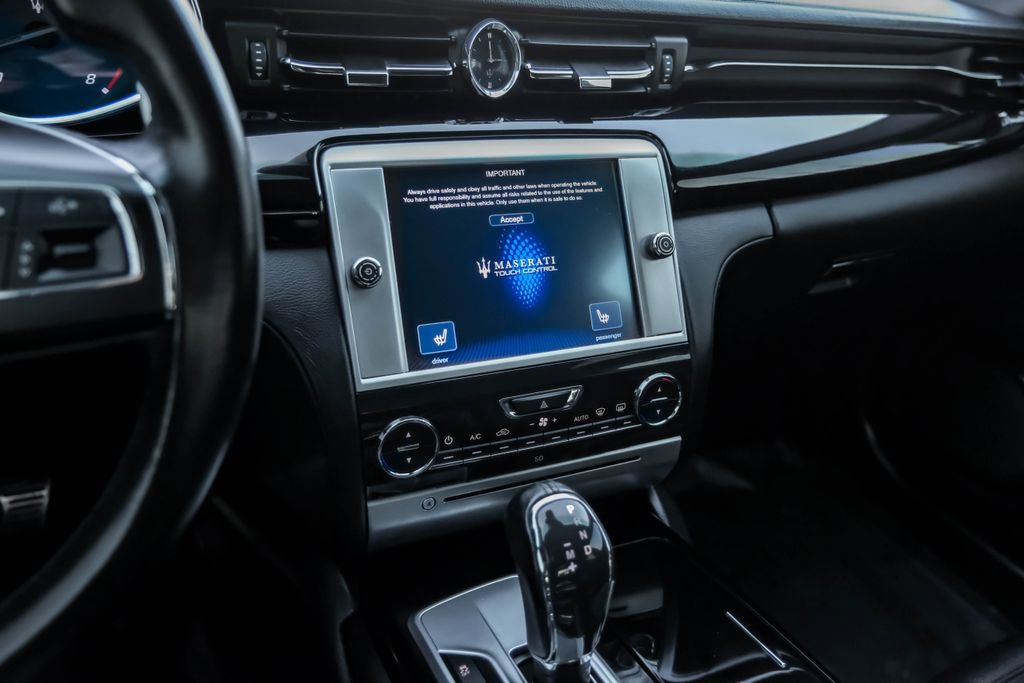 Used 2015 Maserati Quattroporte S Q4 image 27