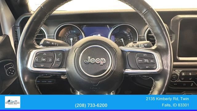 Used 2022 Jeep Wrangler Unlimited Sahara w/ Cold Weather Group AWD/4WD image 19