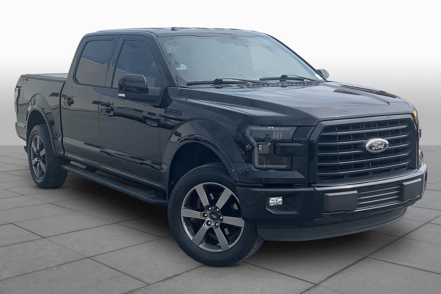 Used 2016 Ford F150 XLT w/ Equipment Group 302A Luxury RWD image 3