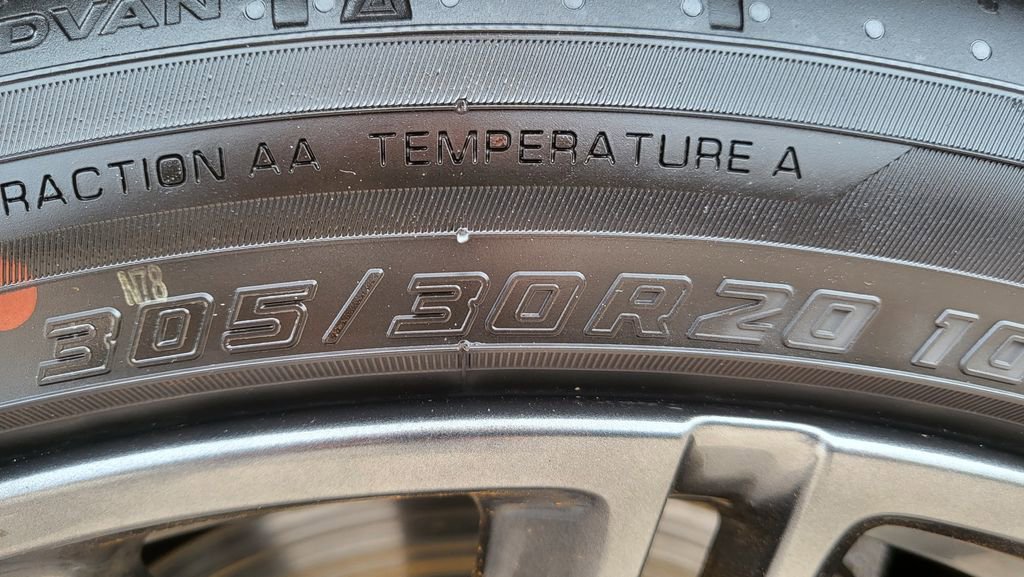 Used 2023 Chevrolet Camaro ZL1 image 15