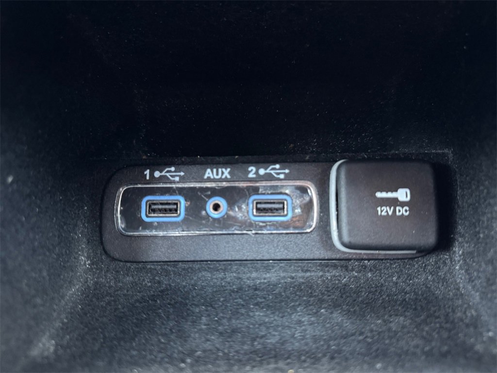 Used 2018 Jeep Grand Cherokee Limited image 31