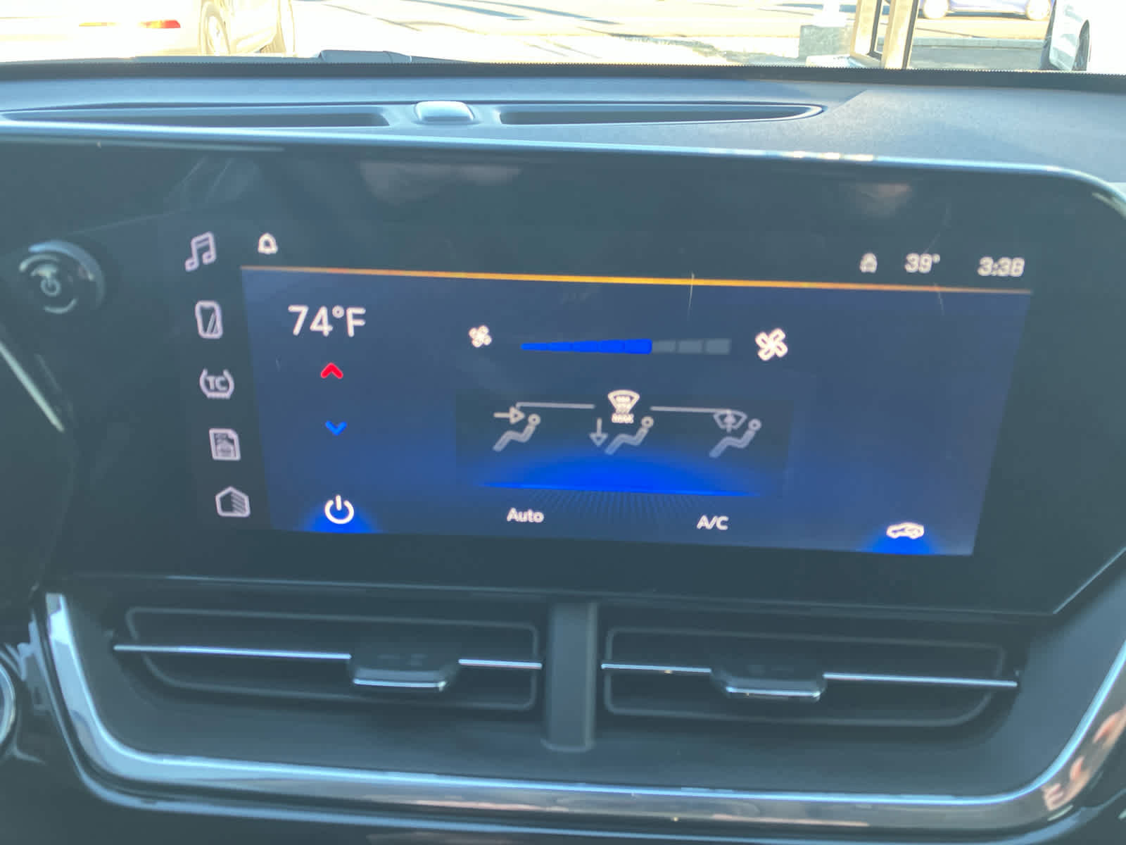 Used 2026 Chevrolet Trax ACTIV image 21