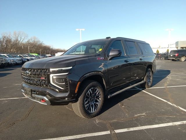 Used 2025 Chevrolet Suburban Z71 video 3