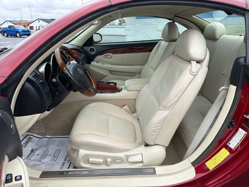 Used 2006 Lexus SC 430 Convertible image 14