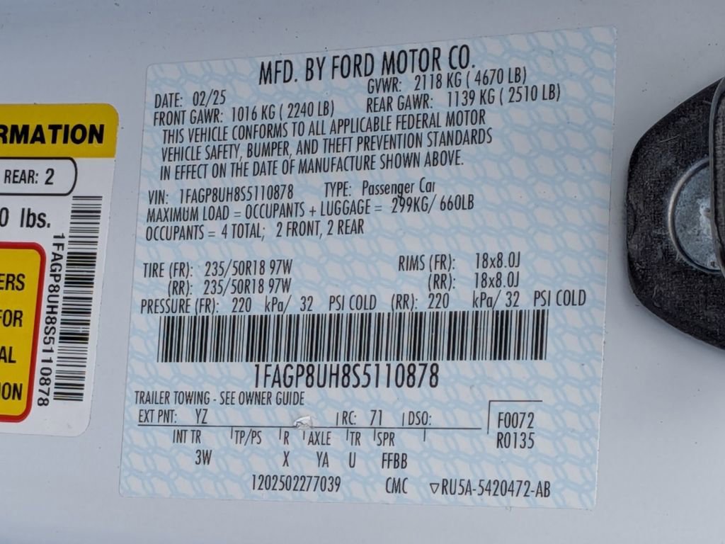 Used 2025 Ford Mustang Premium image 32