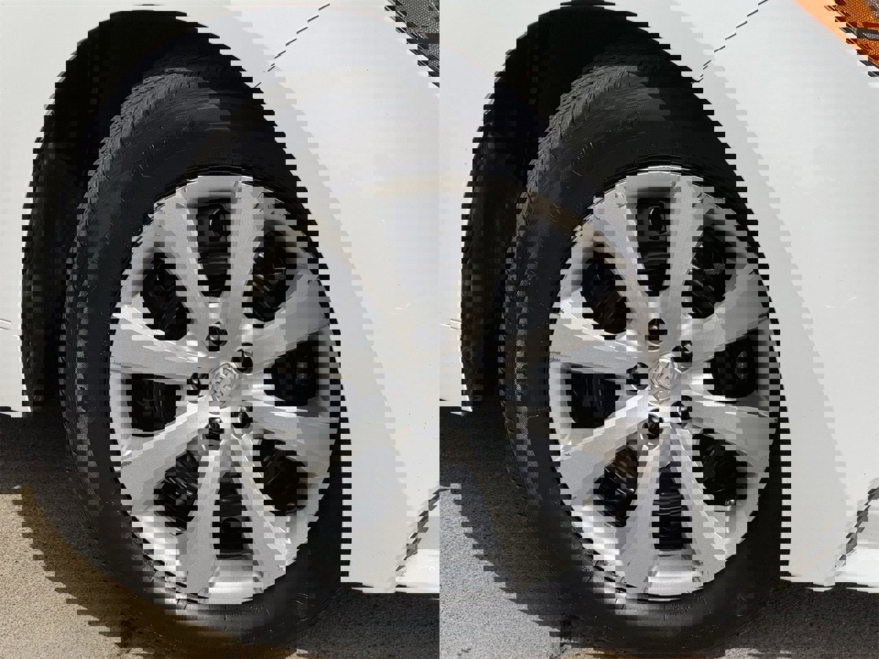 Used 2024 Toyota Corolla LE image 30