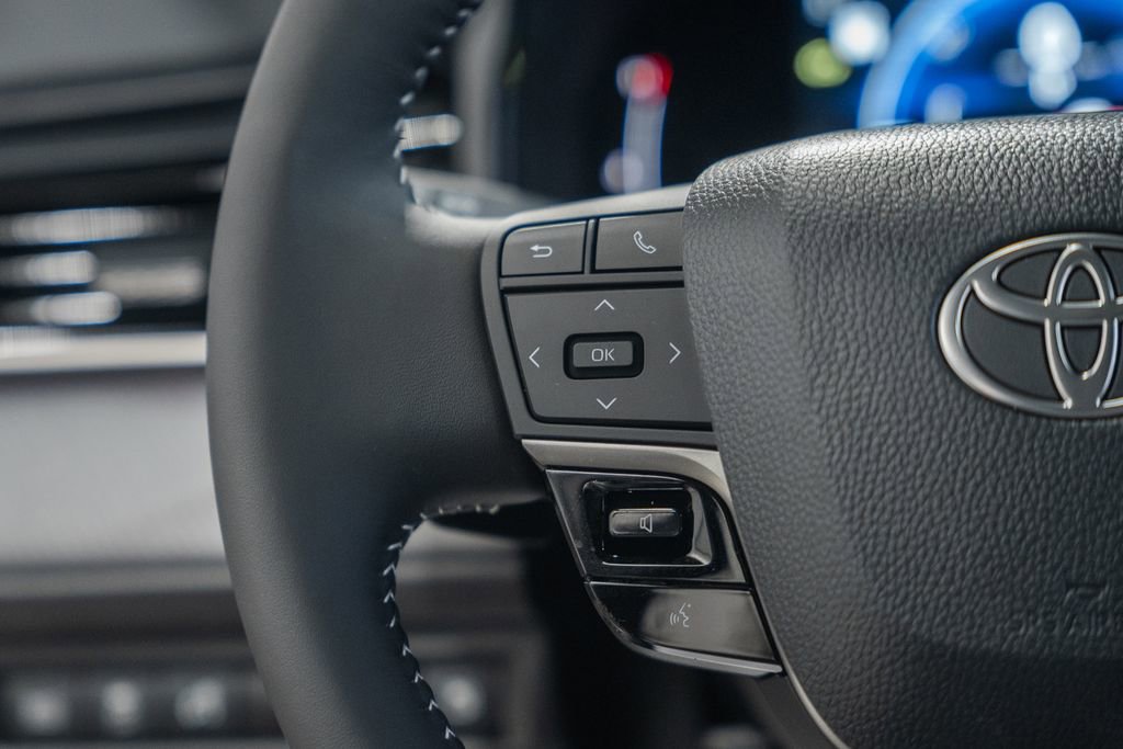 New 2026 Toyota Camry SE image 29