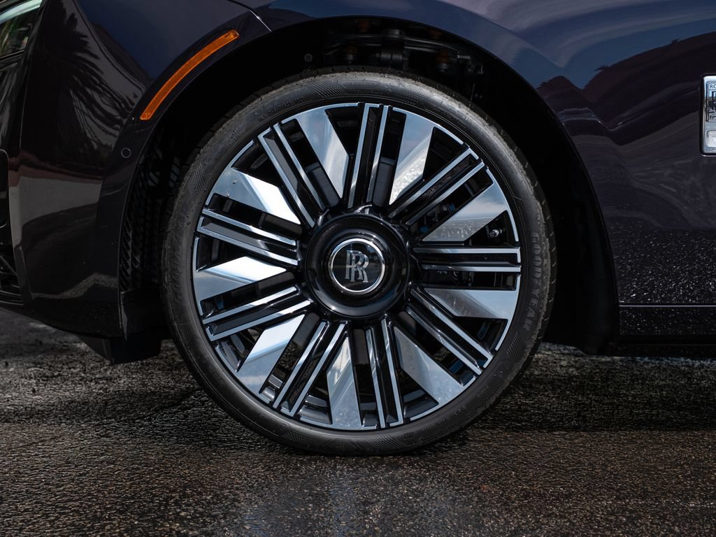 New 2026 Rolls-Royce Ghost AWD/4WD image 12