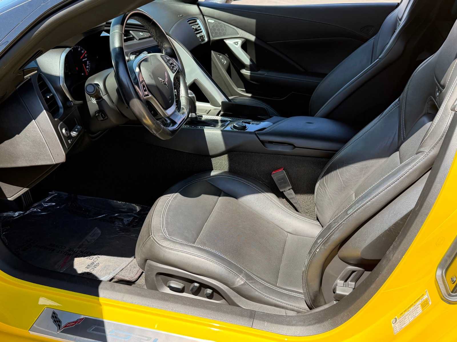 Used 2018 Chevrolet Corvette Z06 RWD image 14