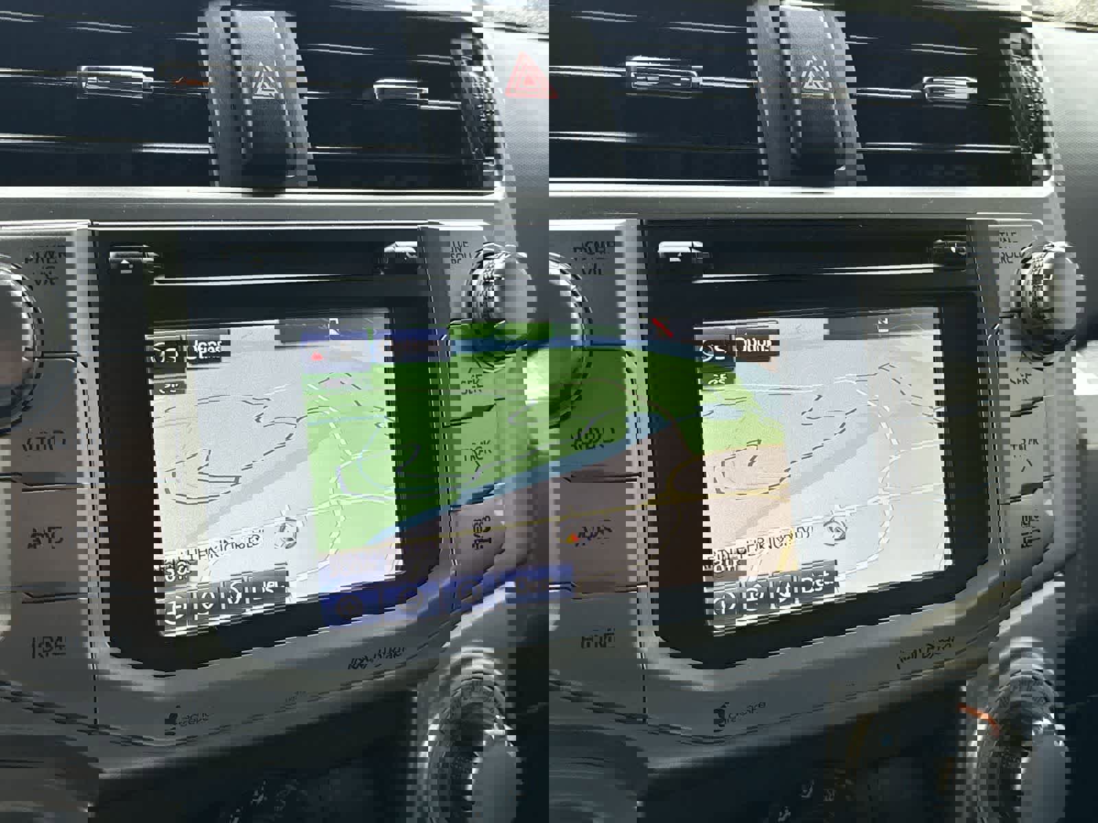 Used 2019 Toyota 4Runner SR5 Premium image 19