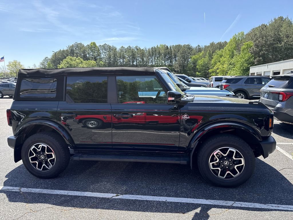 Used 2023 Ford Bronco Outer Banks AWD/4WD image 15