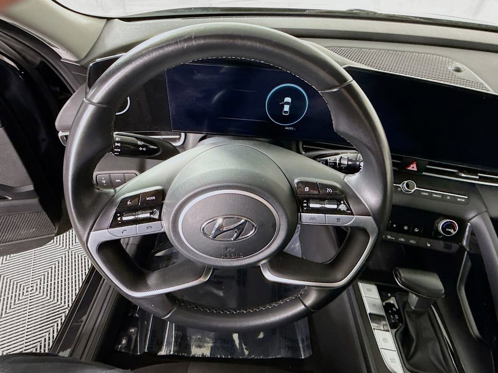 Certified 2023 Hyundai Elantra SEL w/ Convenience Package FWD image 21