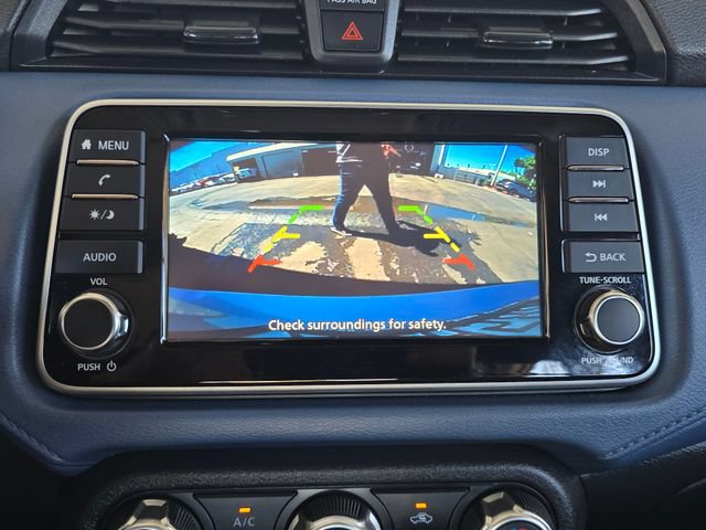 Used 2025 Nissan Versa SV FWD image 11