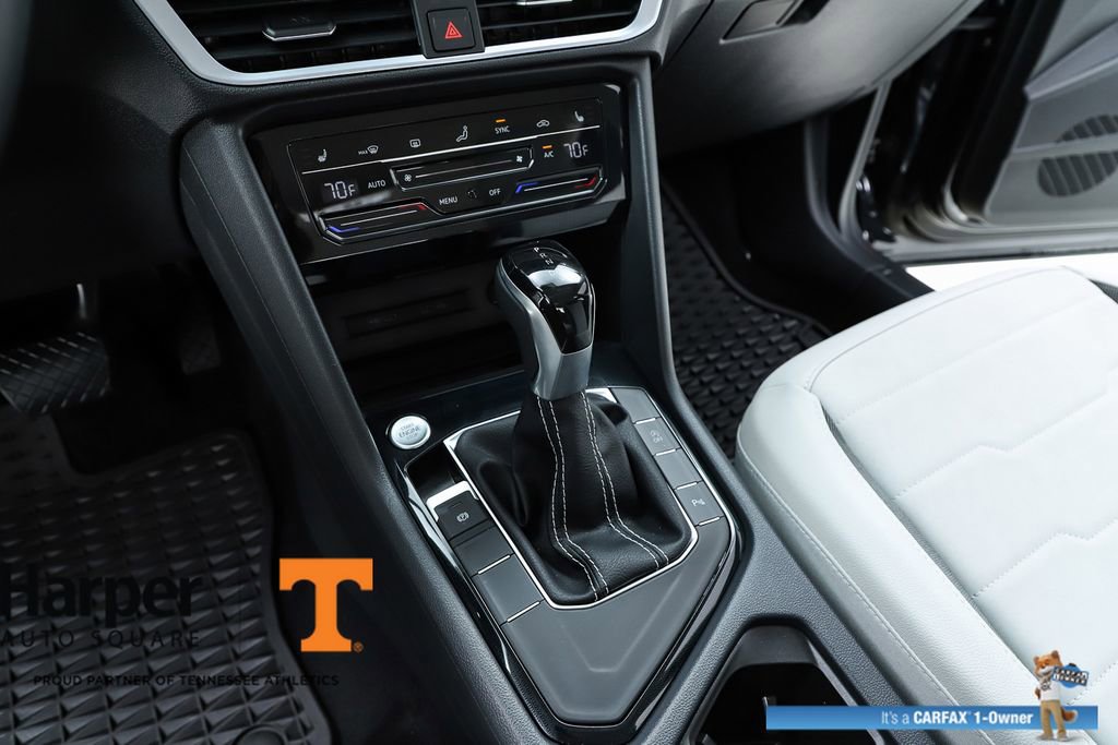 Used 2025 Volkswagen Taos SE image 61