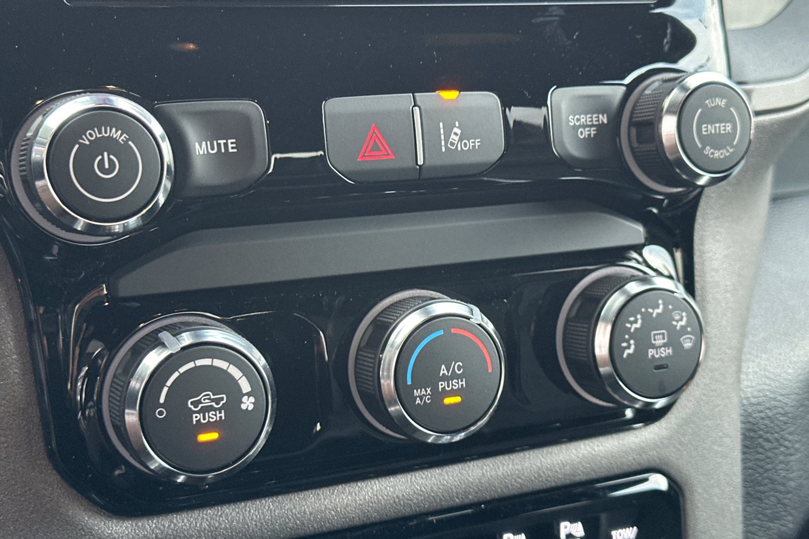 New 2027 RAM 1500 Tradesman AWD/4WD image 19