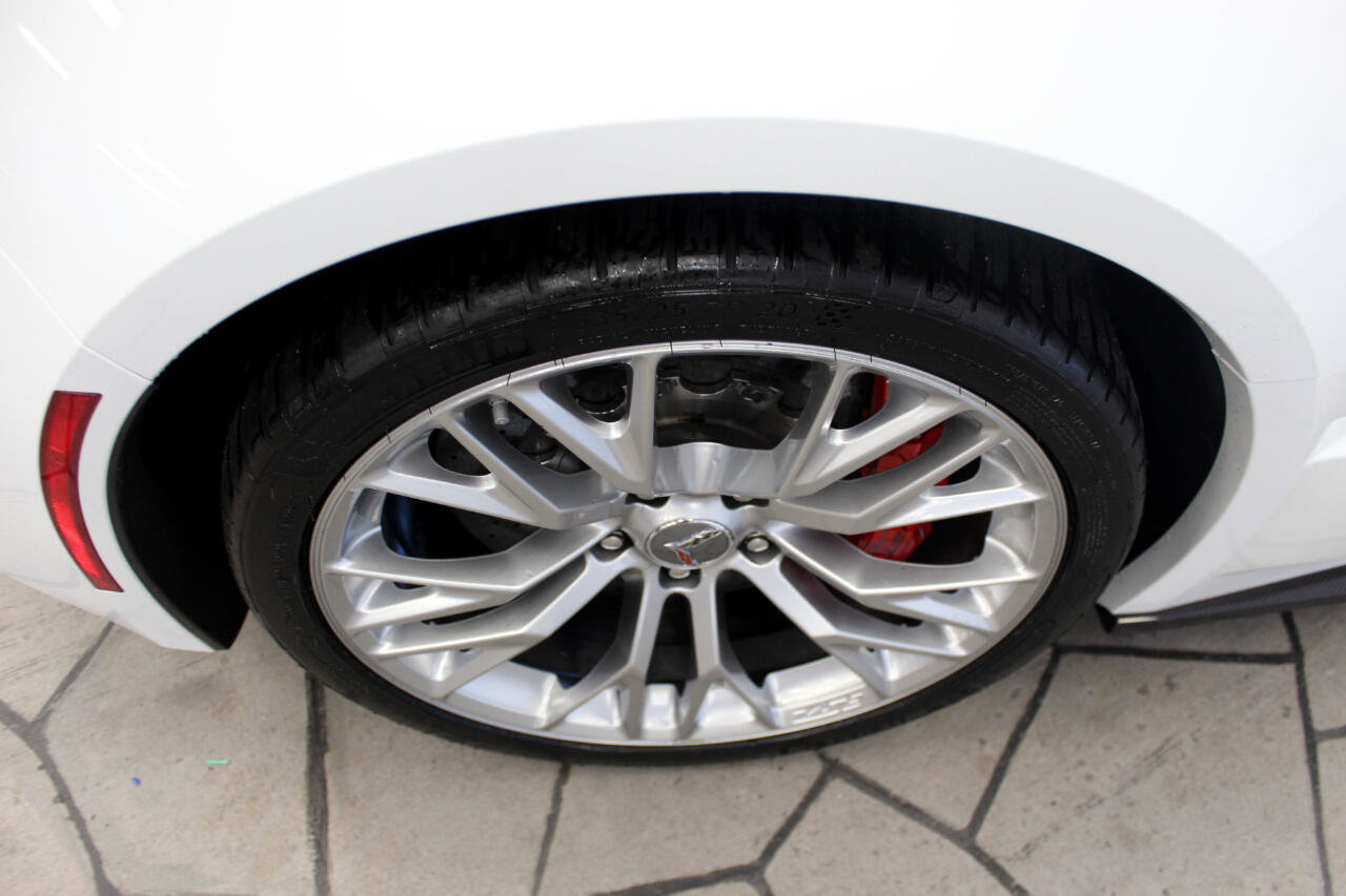 Used 2019 Chevrolet Corvette Z06 w/ Z07 Performance Package image 17