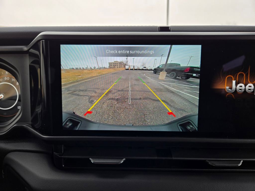 Used 2025 Jeep Gladiator High Tide image 25