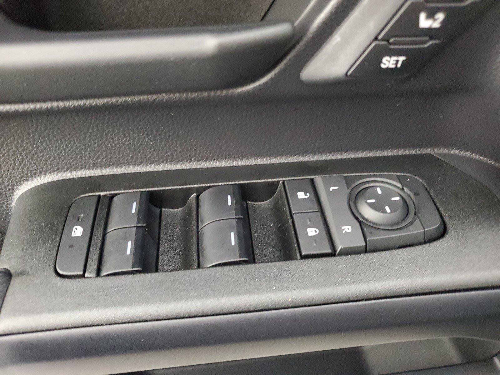 Used 2025 Toyota 4Runner TRD Off-Road Premium AWD/4WD image 18