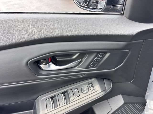 Used 2025 Honda Accord Sport image 15