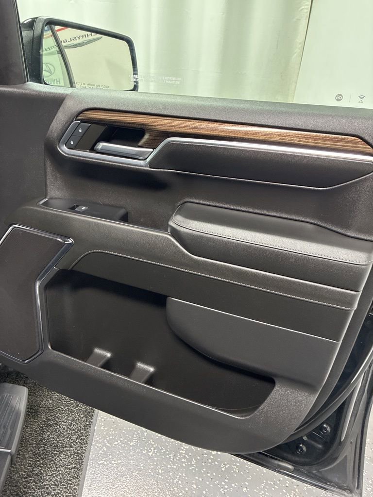 Used 2024 Chevrolet Silverado 1500 RST w/ Protection Package image 30