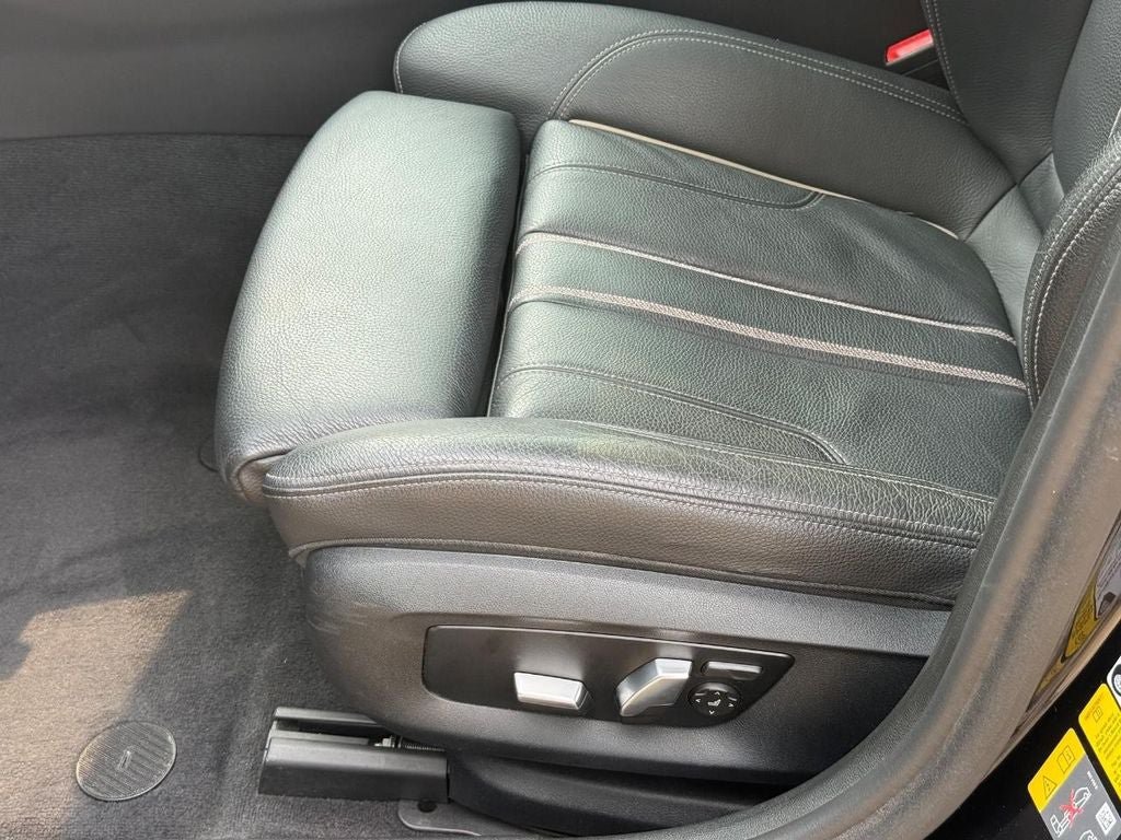 Used 2018 BMW 530e xDrive AWD/4WD image 24