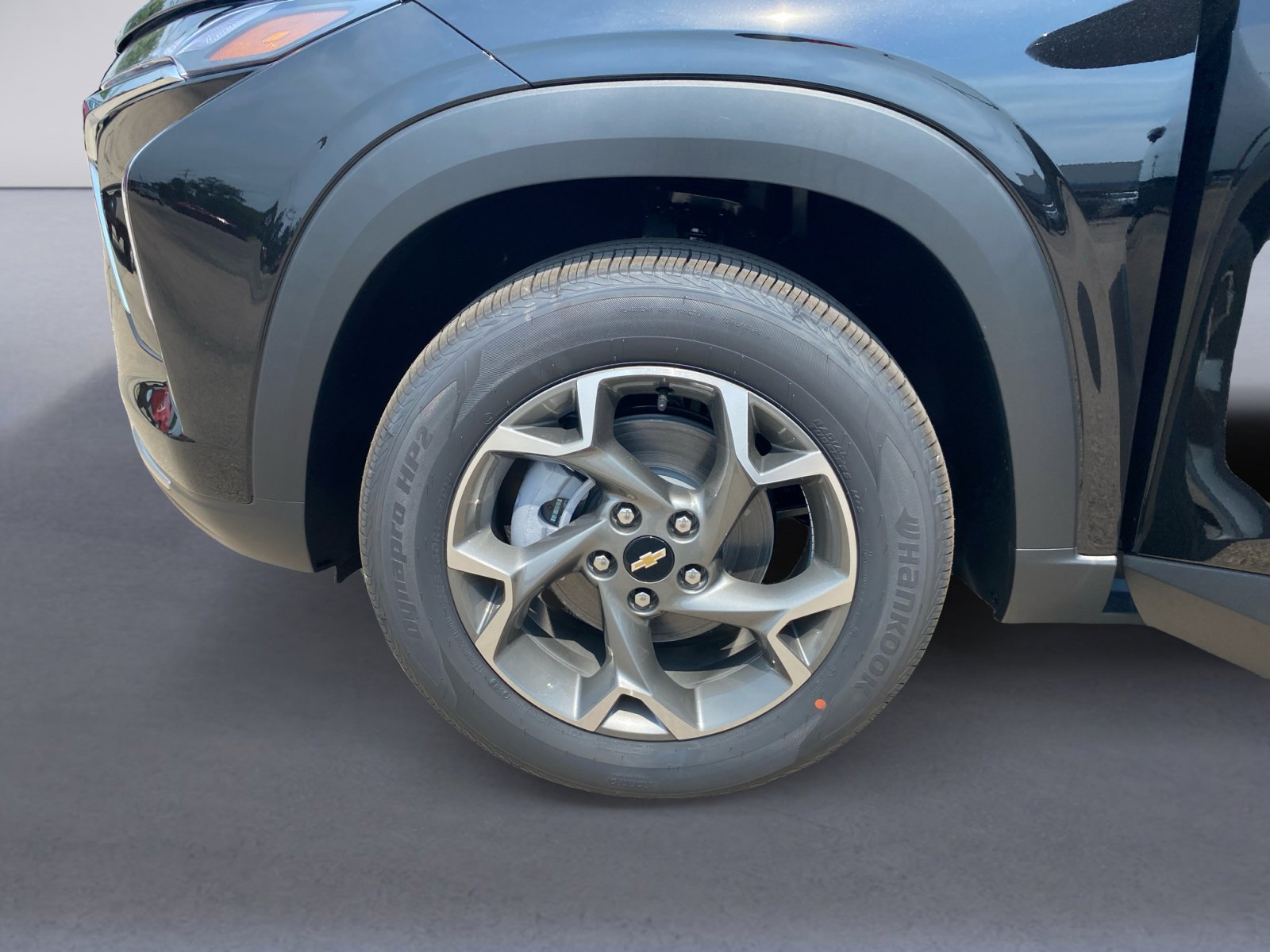 New 2025 Chevrolet Trax LT w/ Driver Confidence Package image 14